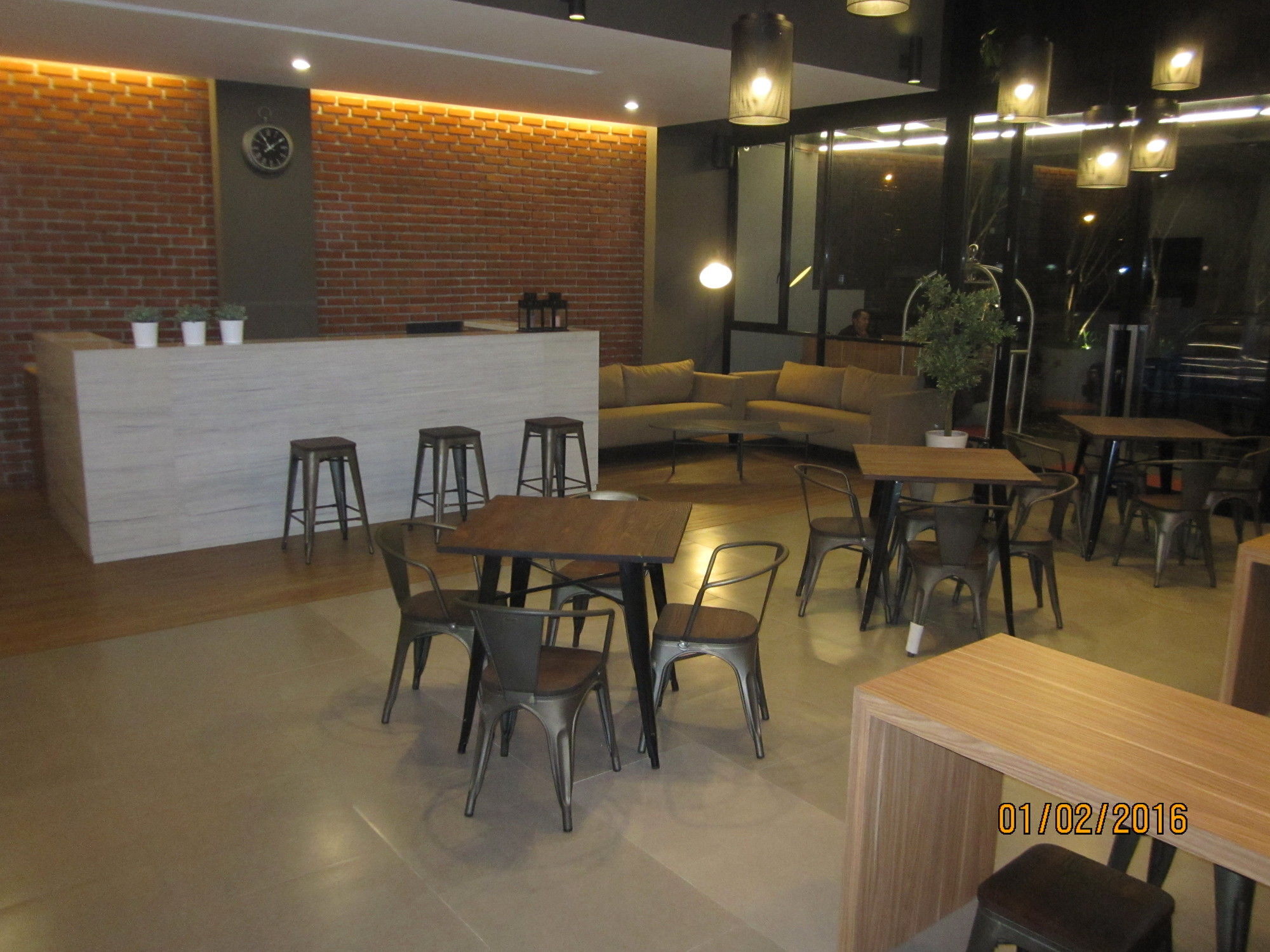 Maxley Hotel At Arjuna Jakarta Exterior foto